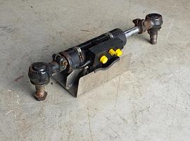 Faun ATF 45-3 steering cilinder left axle 3