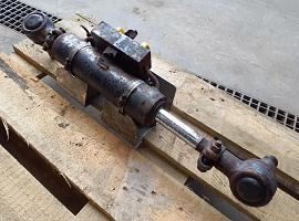 Faun ATF 45-3 steering right cilinder axle 3