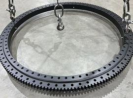 Liebherr LTM 1030-2 slewing ring