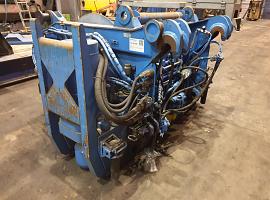 Liebherr 1400-7.1 counterweight frame incl. winch 2