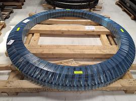 Liebherr LTM 1300 Roller slewing ring