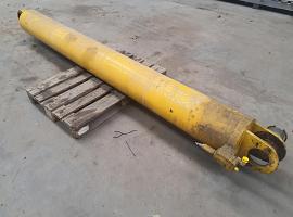 Liebherr LTM 1050-1 luffing cylinder 