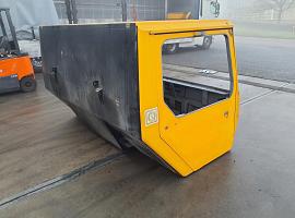 Liebherr LTM 1100/2 drivers cabin 