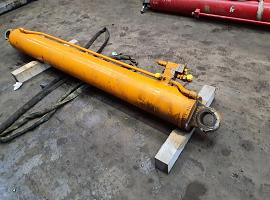 Faun ATF 30-2 Boom cylinder