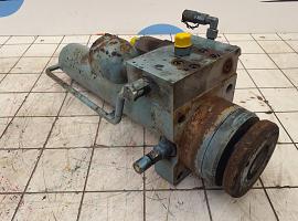Liebherr LTM 1040-2.1 ballast extension ram