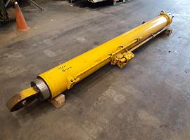 Grove GMK 3050 boom cylinder 