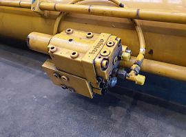 Grove GMK 3050 boom cylinder 