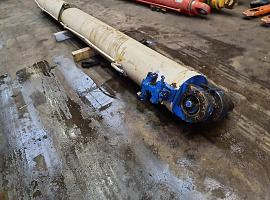 Demag HC 340 boom cylinder 