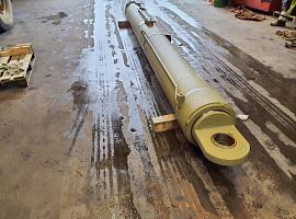 Grove GMK 5220 boom cylinder 