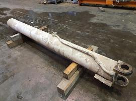 Liebherr LTM 1045-3.1 boom cylinder 