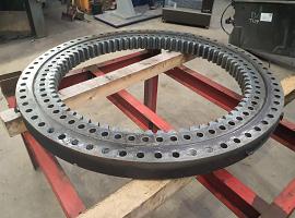 Liebherr MK 88 slewing ring 