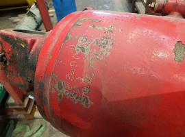 Faun RTF 40-3 boom cylinder 