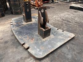 Krupp KMK 5160 counterweight 3,2 ton