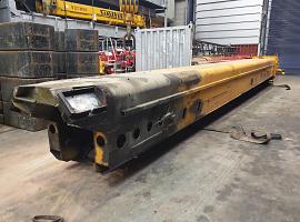 Liebherr LTM 1300 telescopic section 1 