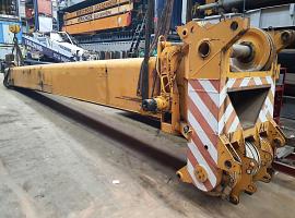 Liebherr LTM 1300 telescopic section 3 and 4