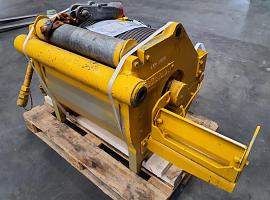 Liebherr LTM 1070-4.2 winch