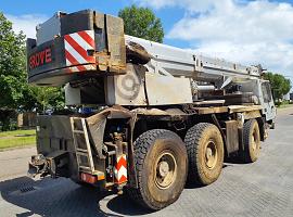 Grove GMK 3055