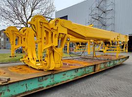 Grove GMK 6400 Megalift