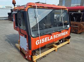 Liebherr LTM 1050 drivers cabin
