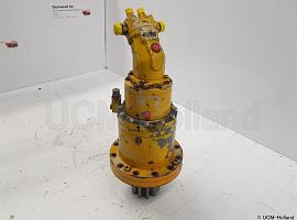 Grove GMK 3050 slew gear   