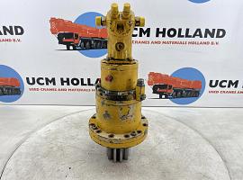 Grove GMK 3050 slewing gear   
