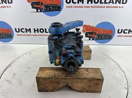 Grove GMK 3050 steering box  