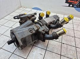 Liebherr LTM 1055-3.2 three way gear pump