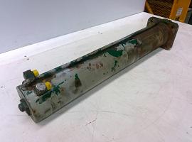 Faun ATF 30-2 outrigger cylinder