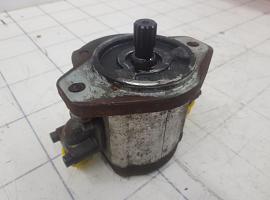 Liebherr LTM 1055-3.2 gear pump