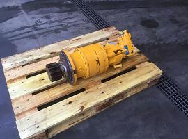 Liebherr LTM 1055-3.2 slew gear  