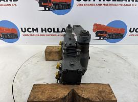 Liebherr LTM 1050-1 steering box  