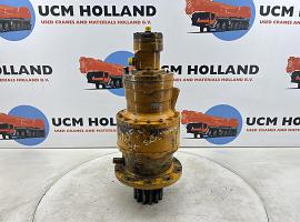 Demag AC 155 slewing gear 