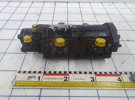 Liebherr LTM 1050-1 TRIPLE GEAR PUMP