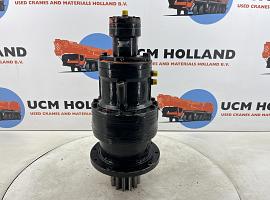 Demag AC 75 slewing gear with motor