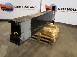 Liebherr LTM 1100-5.2 sliding beam complete rear