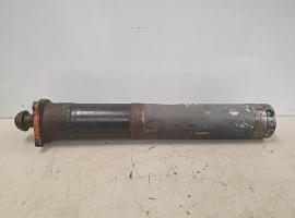 Liebherr LTM 1050-1 outrigger support cylinder rear