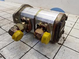 Liebherr LTM 1070-4.1 TWO-STAGE PUMP