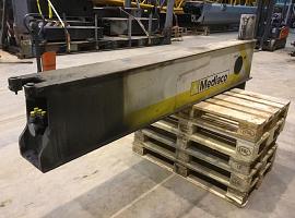 Liebherr LTM 1060-2 outrigger complete