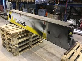 Liebherr LTM 1060-2 outrigger complete