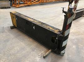 Demag AC 155 outrigger beam rear 