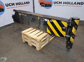 Demag AC 100 outrigger beam complete front
