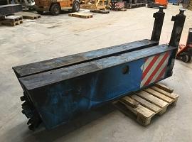 Demag AC 155 outrigger beam complete rear