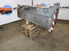 Demag AC 350-1 outrigger beam complete front