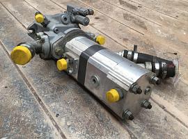 Liebherr MK 88 variable pump 