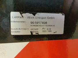Liebherr LTM 1400 7.1 inner rear sliding beam with cilinder 