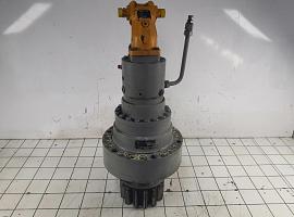 Liebherr LTM 1300 slew gear with motor