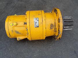 Demag AC 155 slew gear