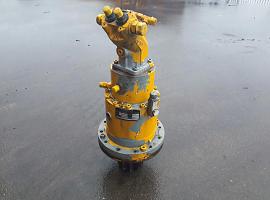 Grove GMK 3050 slewing gear