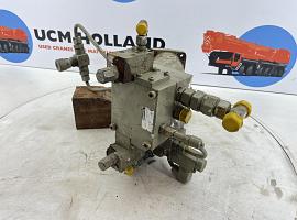 Liebherr LTM 1045 slewing gear 