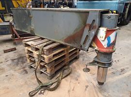 Liebherr LTM 1300 outrigger complete rear L